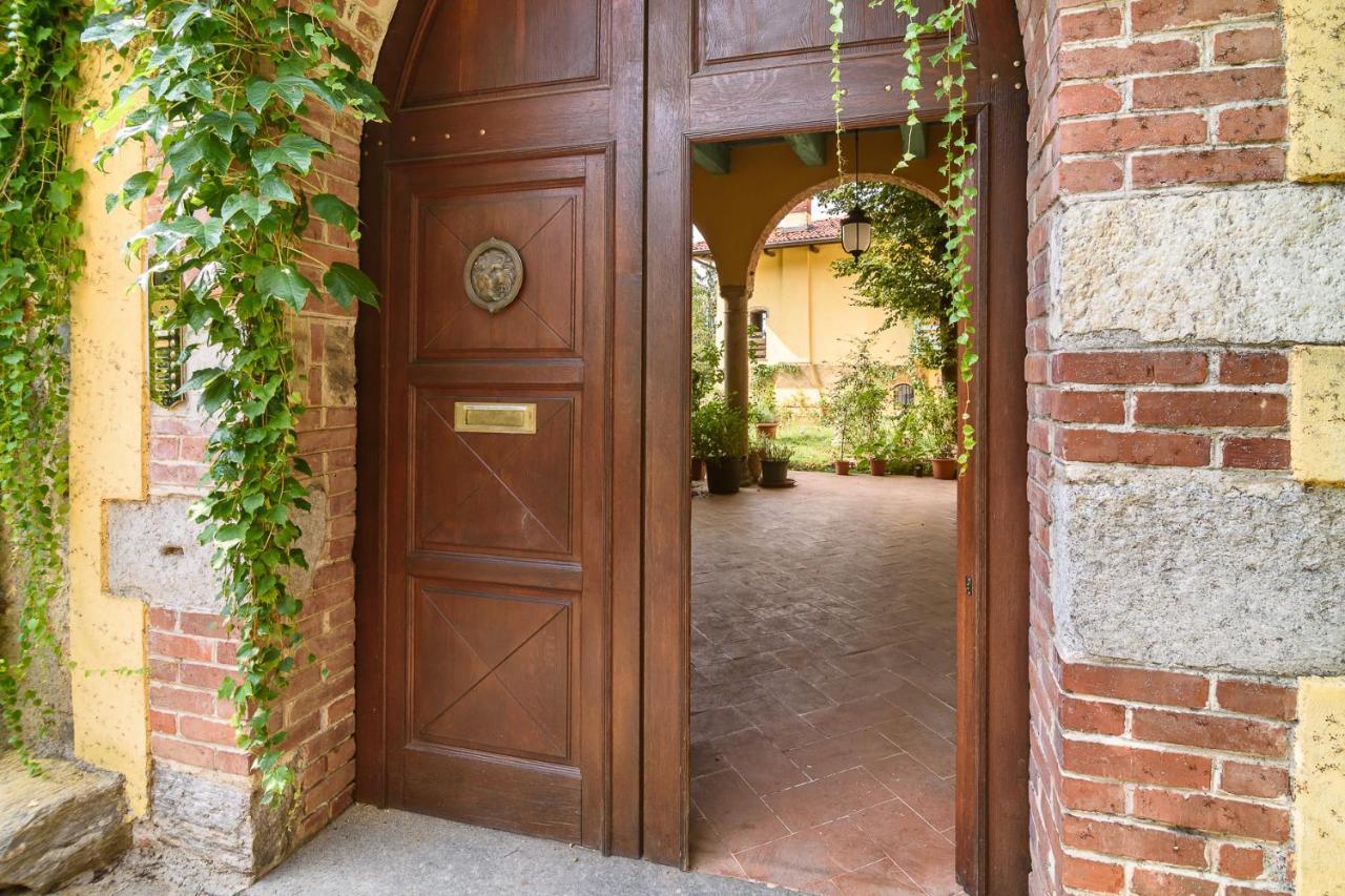 فيلا Mornagoفي Castello Di Montonate المظهر الخارجي الصورة